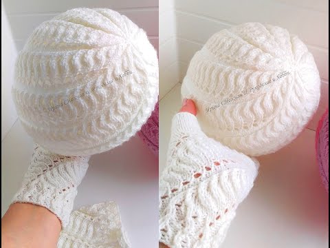 Видео: ✔😍 Время вязать шапочки на осень! Очаровательный, женственный ажурный узор по диагонали комплекте