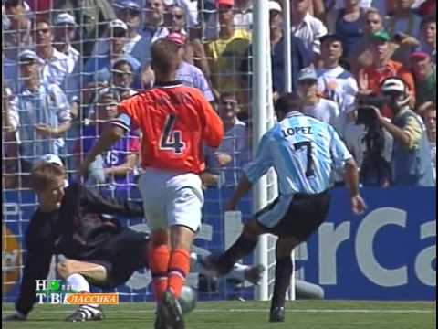 Видео: Чемпионат мира по футболу 1998 59 Нидерланды   Аргентина