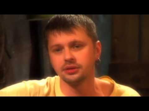 Видео: Илья Чёрт - Вернёмся в Питер ("Чердачник")