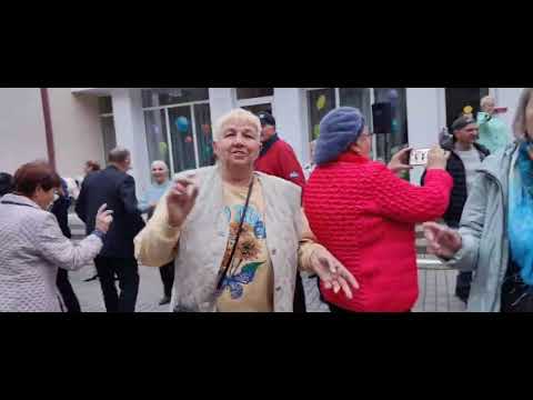 Видео: Ты очень красива...... 05.10.25 Гомель парк Луначарского 🥰💫