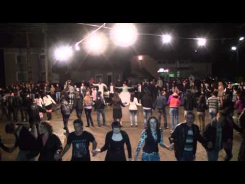 Видео: Сватбата на сем.Кимови-13