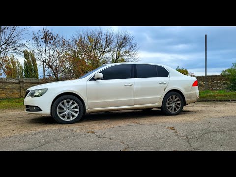 Видео: Эти цепи, цепи надо поменять! Шкода суперБ как поменять цепи грм, лопатки фазорегулятора и прочее.