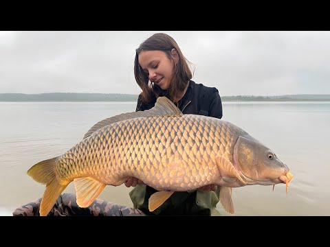 Видео: Ловля СИЛЬНИХ, ДИКИХ коропів. ОСЕЛЯ - водойма яка зачаровує! + РОЗІГРАШ ВІДРА FOX!