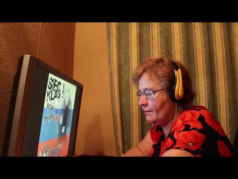 Видео: РЕАКЦИЯ МАМЫ НА [1KLA$ - Я ТЕБЯ НИКОМУ НЕ ОТДАМ]