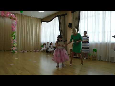 Видео: Випускний у дитячому садочку Данилка