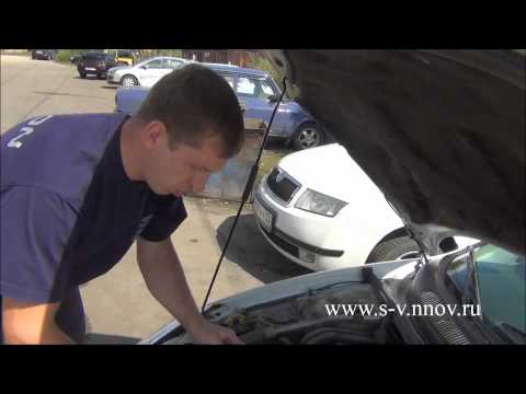 Видео: Волга Сайбер замена свечей Champion SP00RE16MC.