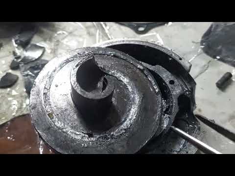 Видео: Nissan leaf 13-18 года. Обзор разрушенного компрессора теплового насоса DENSO ES27C