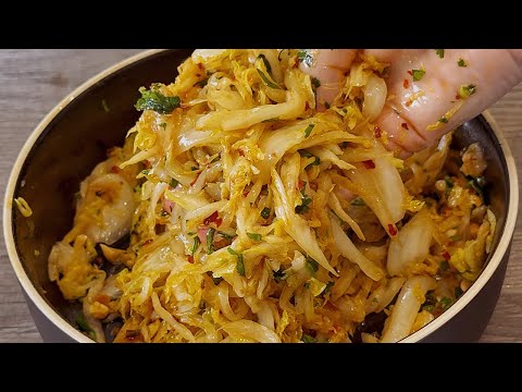 Видео: Простой способ есть китайскую капусту, не нужно жарить или варить, вкус просто потрясающий!