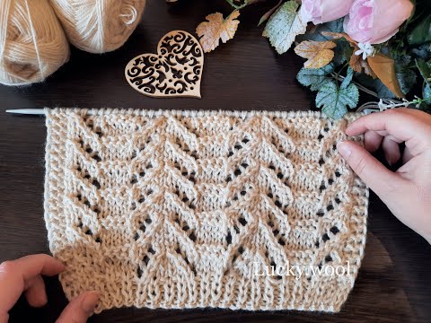 Видео: Узор спицами для вязания пуловера, джемпера, кофты.