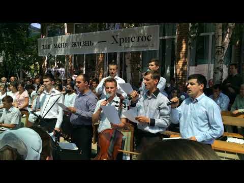 Видео: Похороны В.И.  Мануйло  (пение Ветхие страницы)