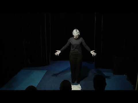 Видео: Этюд Человек-предмет. Робот пылесос