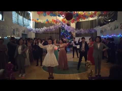 Видео: Кайырма-Арык 2003 Бал-маскарад 2020 алтын берсе алмашкыс окуучулук кундорубуз😥😪