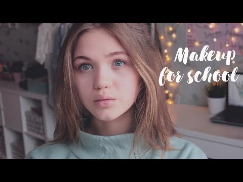 Видео: Незаметный Макияж В Школу | Makeup for school || Rita Perskaya