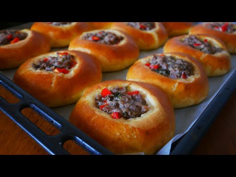 Видео: Ватрушки с мясом СЫТНАЯ ДОМАШНЯЯ ВЫПЕЧКА мини пицца с фаршем