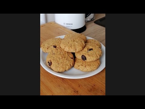 Видео: 🍪Овсяное печенье с изюмом/Как приготовить овсяное печенье с изюмом? /Haferflocken Kekse mit Rosinen 