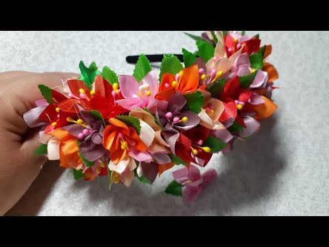 Видео: Это потрясающее красивый ободок из маленьких цветов. Канзаши. Kanzashi