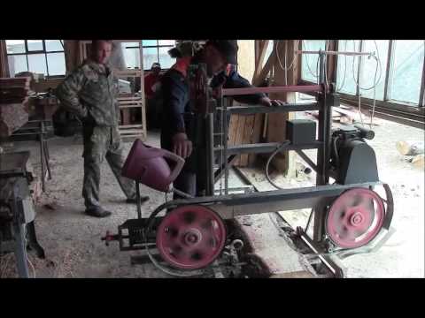 Видео: Большой диаметр в ленточной пилораме 220 вольт