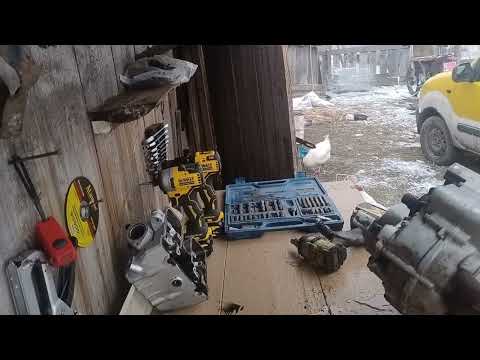 Видео: порвало коробку, розбираю мотор лонсін 300 loncin 300