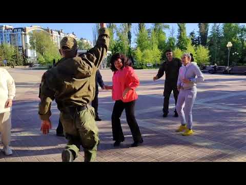 Видео: А я несу тебе 🌸🌺🌻🌹🌷🌼💐цветы..... 04.05.24.