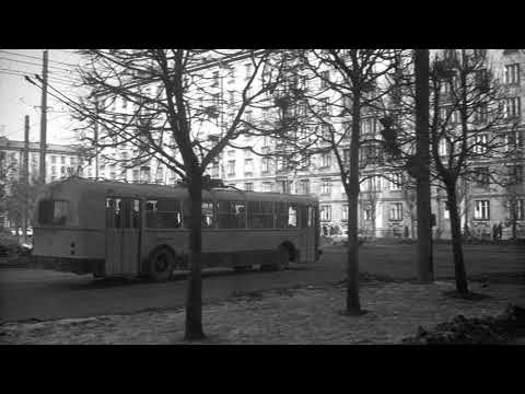 Видео: [№316] Младшие братья — Акустика лестничных клеток // Younger Brothers — Staircase Acoustics (1988)