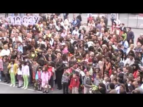 Видео: Първият учебен ден 119 СОУ ''M. Aрнаудов'' (2010г.)