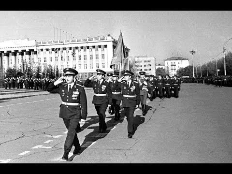 Видео: Ретровидео. Последний день Барнаульского авиационного училища лётчиков. ВВАУЛ. 1999.