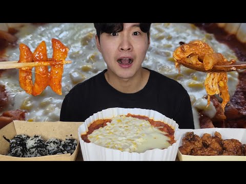 Видео: Субтитры) Мокбанг с добавлением кукурузного сыра в острый корейский ттокпокки! Это так вкусно