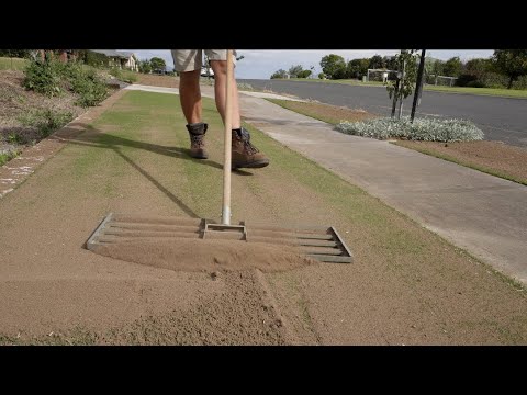 Видео: Верхний слой в конце сезона: выравнивание песка на Тифтуфе