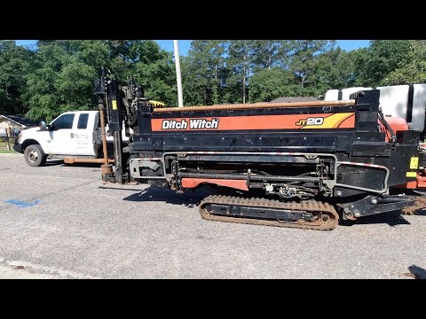 Видео: Направленное бурение Ditch Witch Справится с задачей!