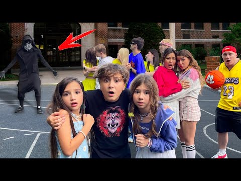 Видео: Опасен преследвач в кампуса 😰 Лора е била изоставена от Хълк? KiKiDo Campus Bulgarian