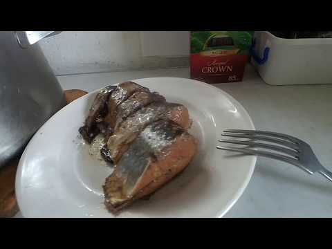 Видео: Оселедець, тушкований в чайній заварці // ПРОСТІ РЕЦЕПТИ.