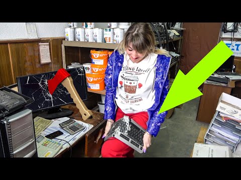 Видео: Лена РАСКРУШИЛА офис Толика. Крэйзи лайф