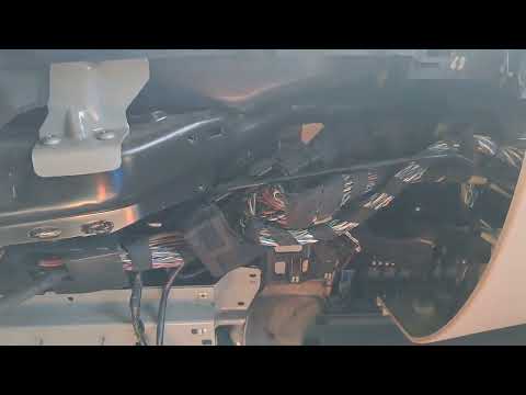 Видео: Замена вентилятора отопителя (салона) Mercedes Actros MP4