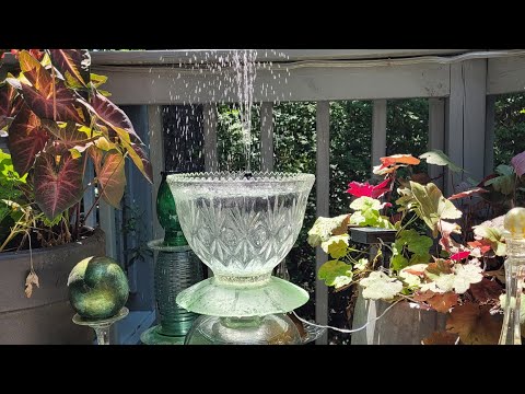 Видео: Стеклянные фонтаны и тотемы