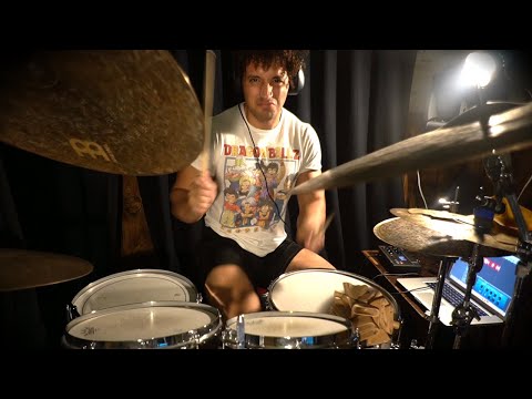 Видео: Простые барабанные партии