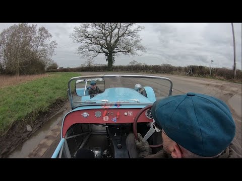 Видео: Гоночный автомобиль Lotus 7 ЗВУК 1957 - Иванов Сарай
