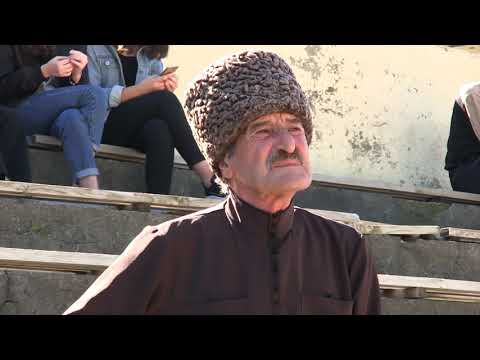 Видео: скачки весь