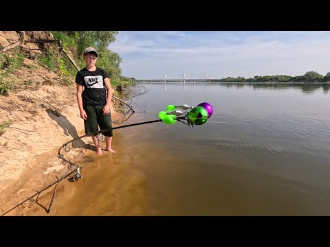 Видео: РЫБАЛКА НА ОКЕ! Донки звенят!