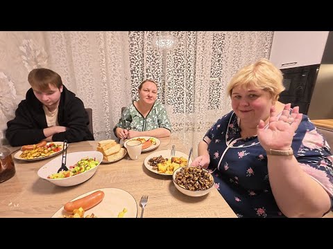 Видео: Едем встречать  гостей и отдыхаем все вместе на  Югах.