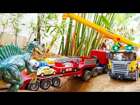 Видео: грузовик автомобиль игрушка игра с динозаврами Car Toys with Dinosaurs