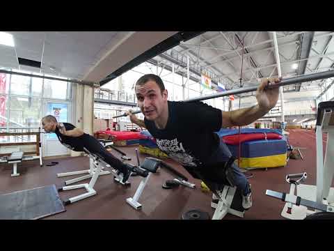 Видео: Тренировка спины  Простые комплексы с гирей от Ивана Денисова