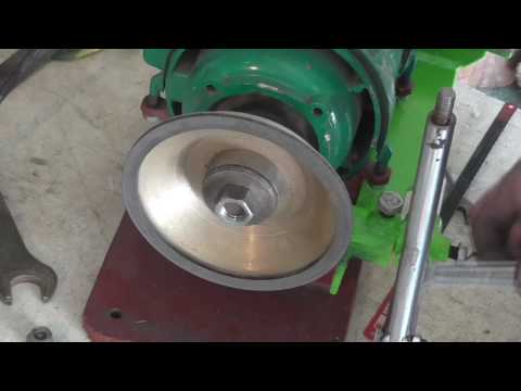 Видео: Приспособления для заточного станка.  Заточка концевых фрез.