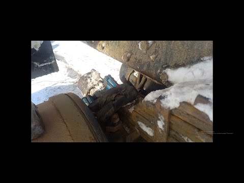 Видео: Мелкий ремонт МаЗ ,ставим резинки на рессоры. Встретил подписчика