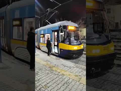 Видео: Трамвай 5 отново тръгна от Княжево