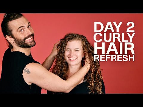 Видео: День 2. Процедура обновления вьющихся волос