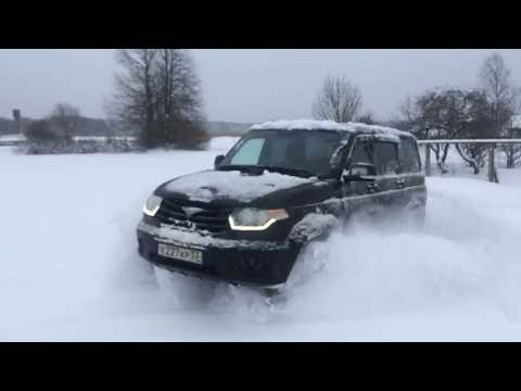 Видео: УАЗ ПАТРИОТ Зима 2018 штурмуем снежные баррикады))))и ответы на вопросы по уазу.