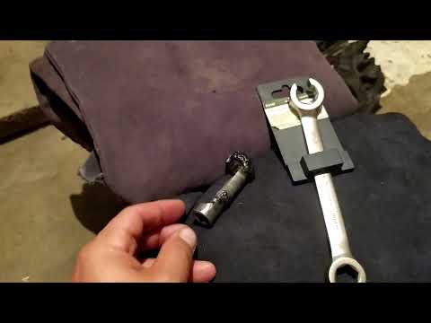 Видео: Паджеро спорт 2. Регулировка зазоров клапанов. Собираем.