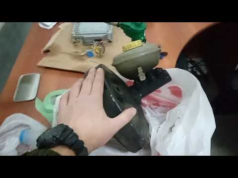 Видео: Ауди 80б3 замена карбюратора кехен 1 на китайский, устранения плавающих оборотов.