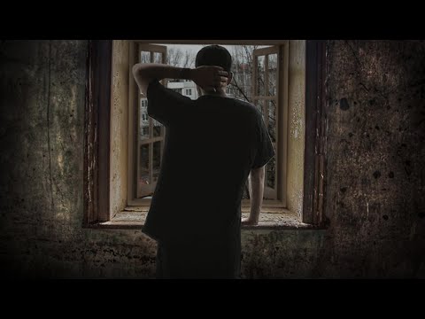 Видео: HELLYEAHPLAY ОЦЕНИВАЕТ ВИД ИЗ ОКОН