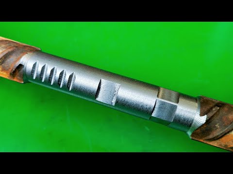 Видео: Фрезерую на токарном станке
